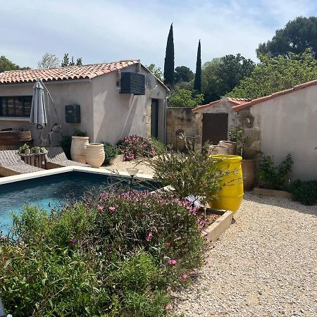 Studio Dans Les Alpilles Leilighet Fontvieille Eksteriør bilde