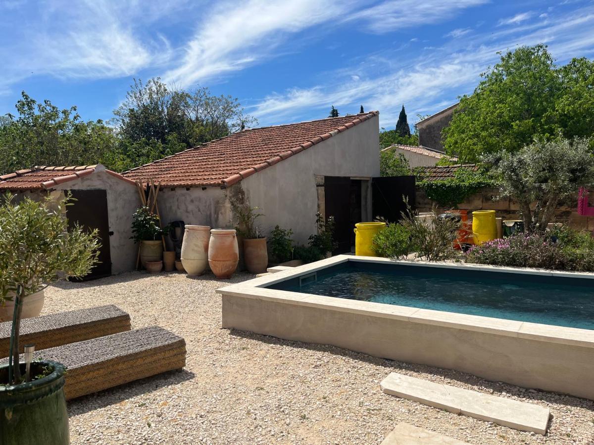Studio Dans Les Alpilles Leilighet Fontvieille Eksteriør bilde